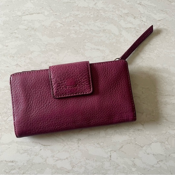 Fossil Women’s Deep Raspberry Leather Wallet - Picture 1 of 6